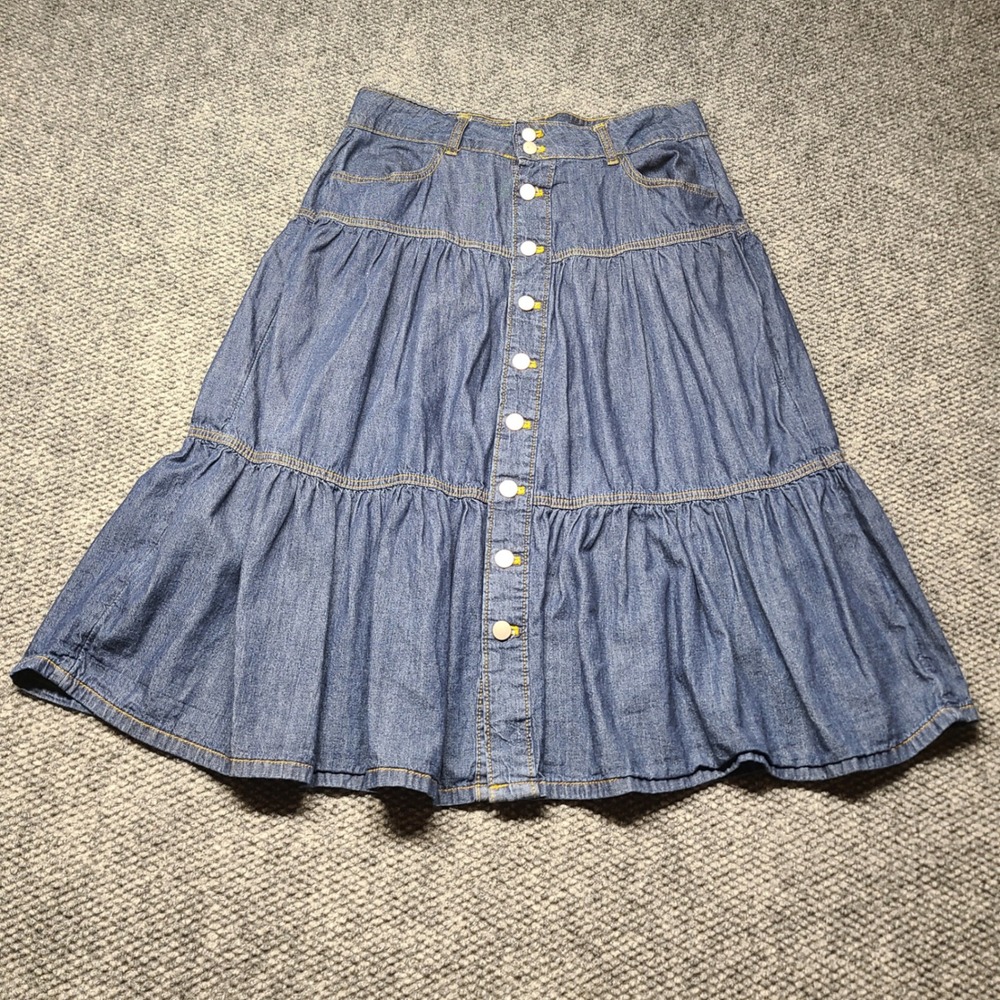 Time and Tru Womens Tiered Denim Midi Skirt Blue Button Front Size 8 Boho